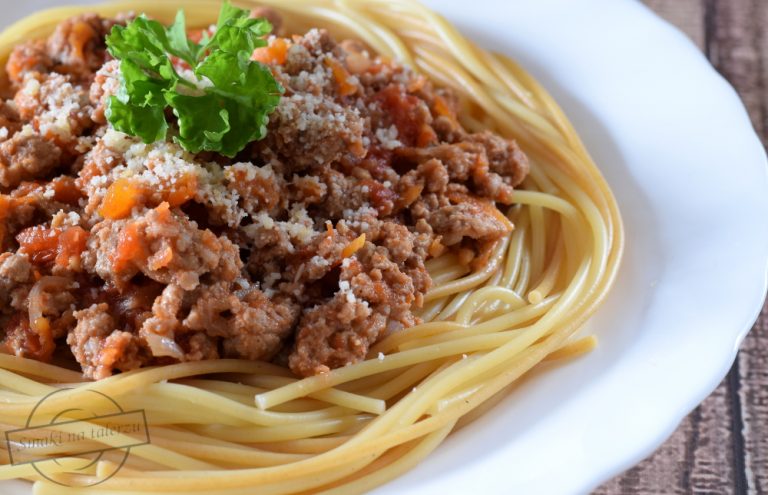 Spaghetti Z Sosem Mi Sno Pomidorowym Spaghetti Bolognese Smaki Na