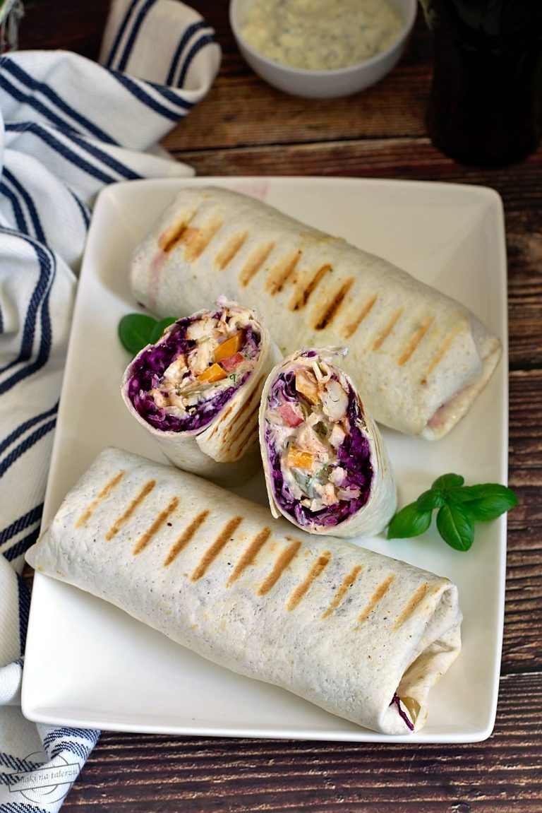 Tortilla Kebab z czerwoną kapustą Smaki na talerzu