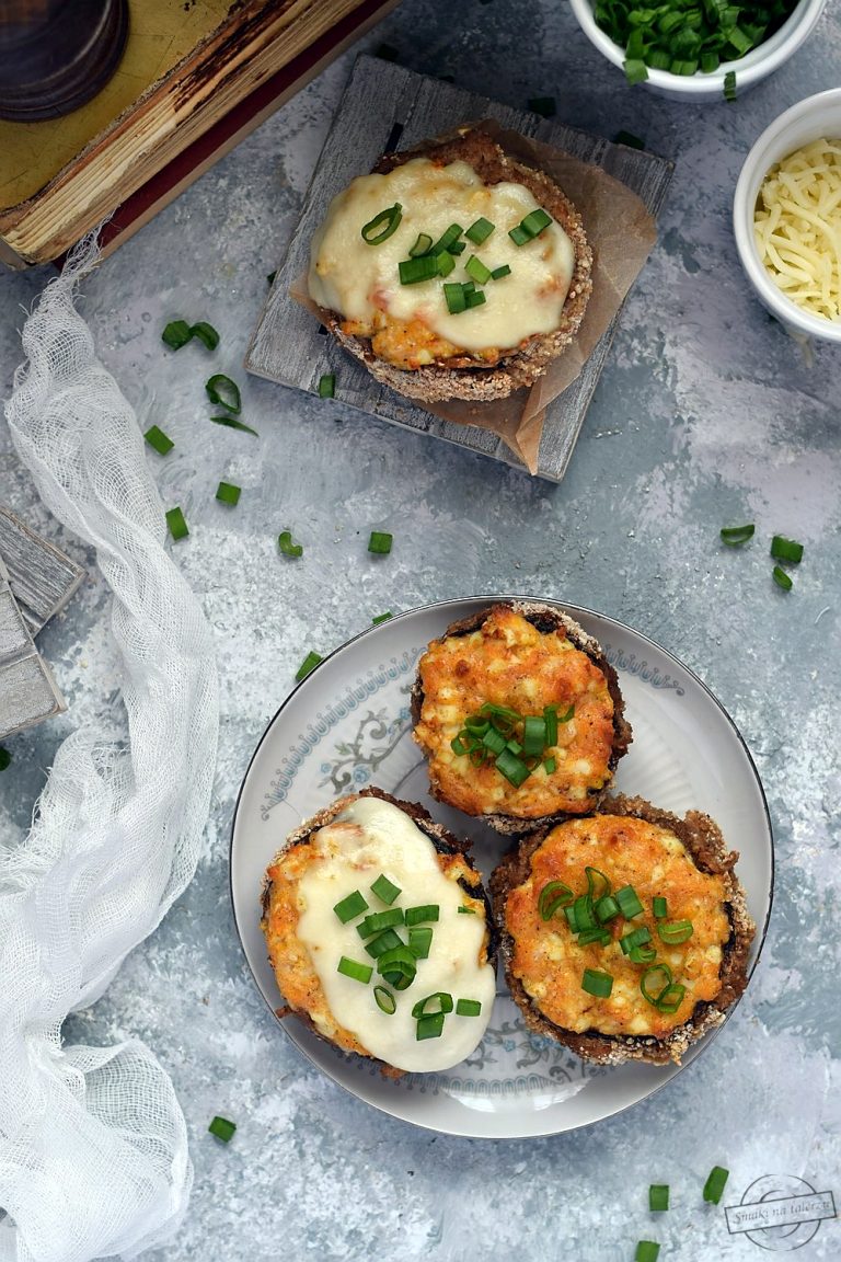 Pieczarki faszerowane pastą jajeczną Smaki na talerzu