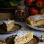 Tarta orzechowo-jabłkowa