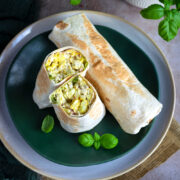 Tortilla z kurczakiem i jabłkiem tortillazjablkiemigotowanymkurczakiem3