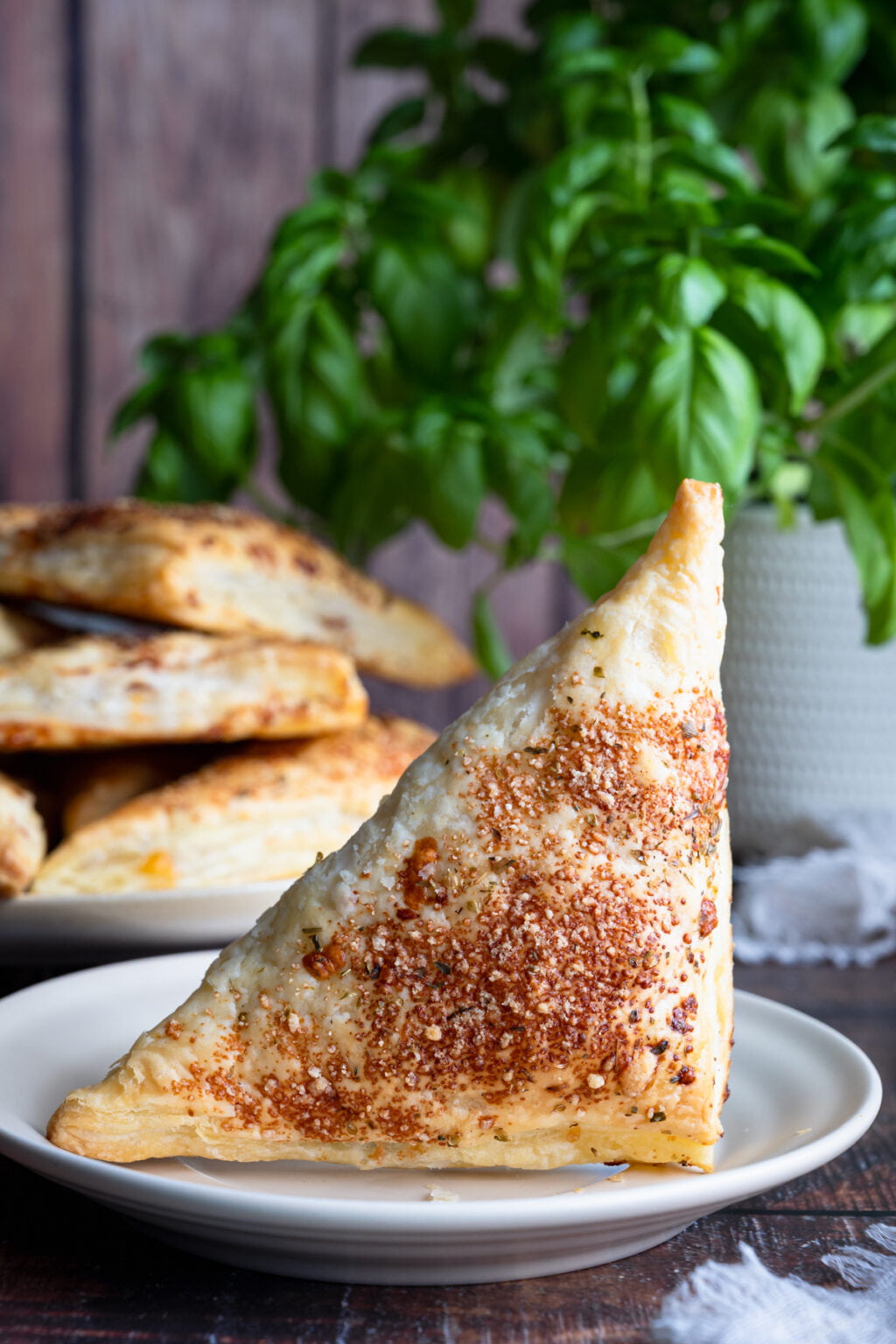 trójkąty z ciasta francuskiego