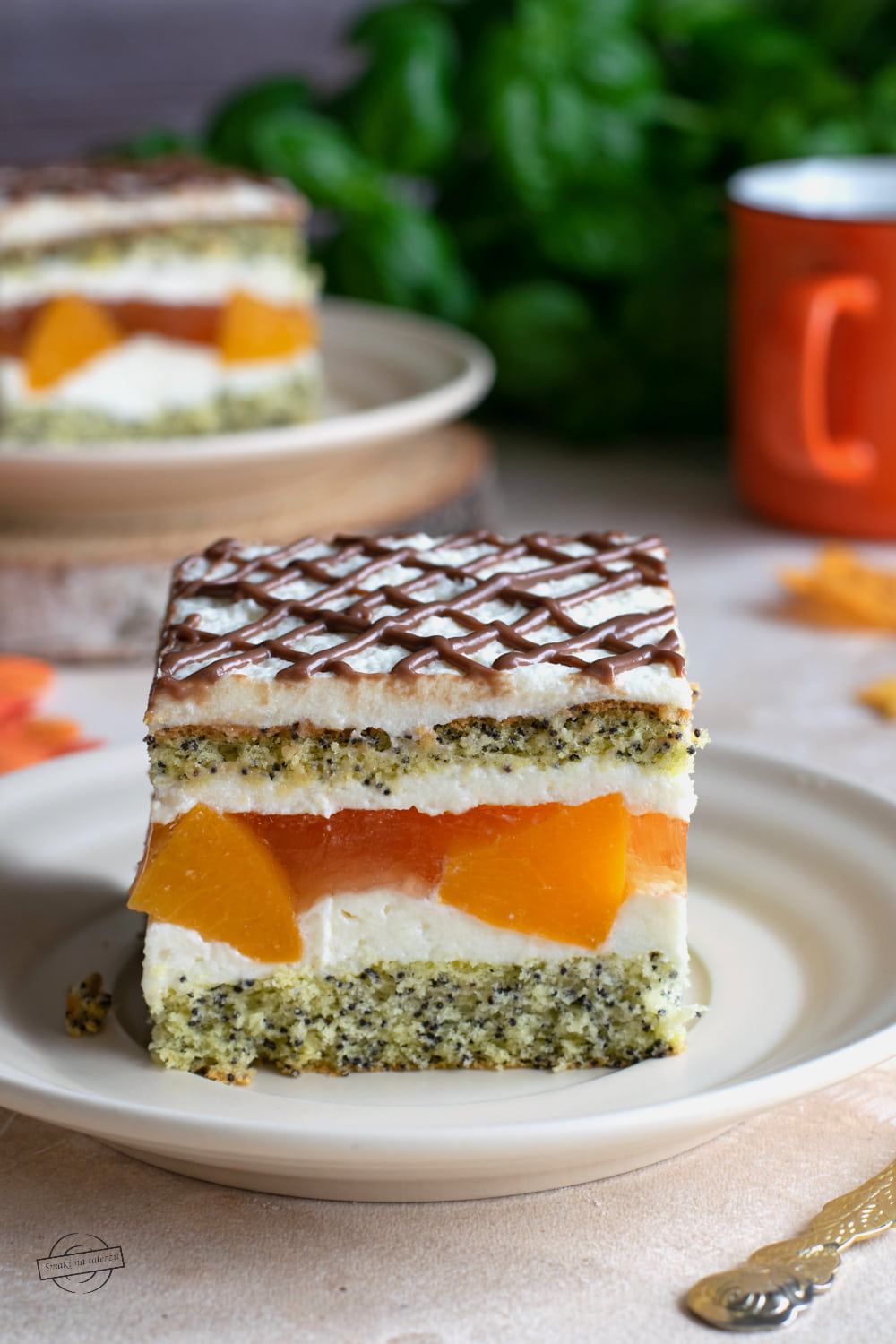 Ciasto Piegusek z brzoskwiniami