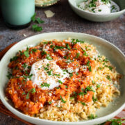 gulasz z soczewicy z kaszą bulgur